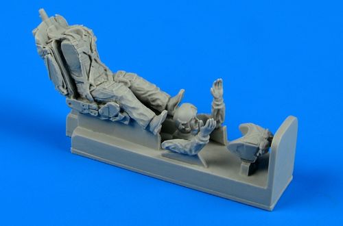 Figures (resin) 1/48  Mikoyan MiG-21MF/MiG-21Bis/MiG-21SMT pilot with ejection seat (designed to be used with Academy, Eduard and OEZ kits) 