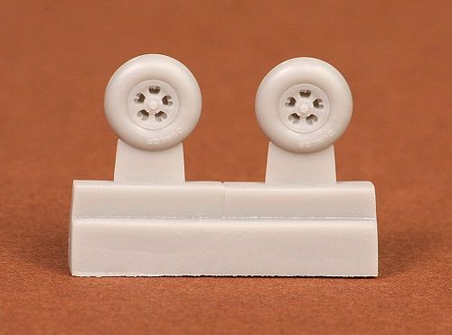 Additions (3D resin printing) 1/72 Spitfire 5-spoke wheel set (late versions)