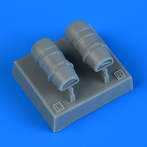 Additions (3D resin printing) 1/72 Macchi C.202 Veltro oil radiators (designed to be used with Italeri kits)