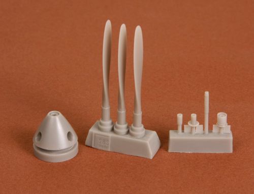 Additions (3D resin printing) 1/48 Bell P-39Q/N Airacobra propeller set (Curtiss) (designed to be used with Eduard kits)
