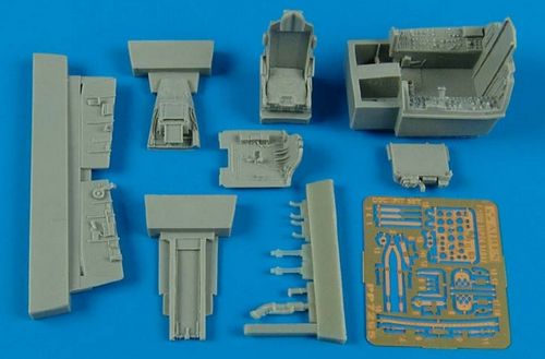 Additions (3D resin printing) 1/72 North-American F-100D Super Sabre cockpit set (designed to be used with Trumpeter kits) 