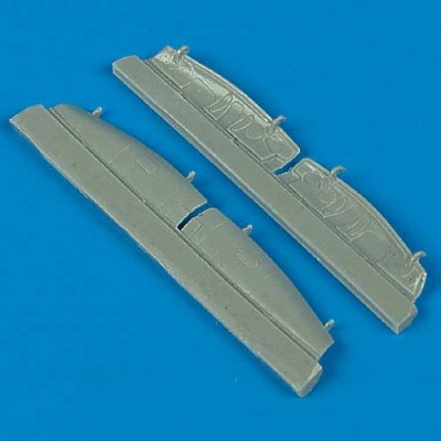 Additions (3D resin printing) 1/72 de Havilland Mosquito undercarriage doors (designed to be used with Tamiya kits) 