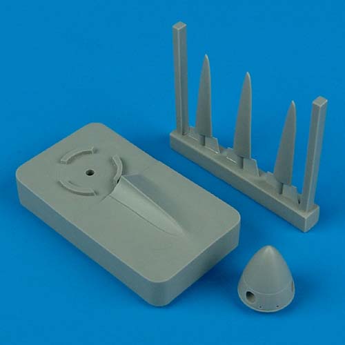 Additions (3D resin printing) 1/72 Supermarine Spitfire Mk.V rotol propeller with tool (designed to be used with Tamiya kits) 