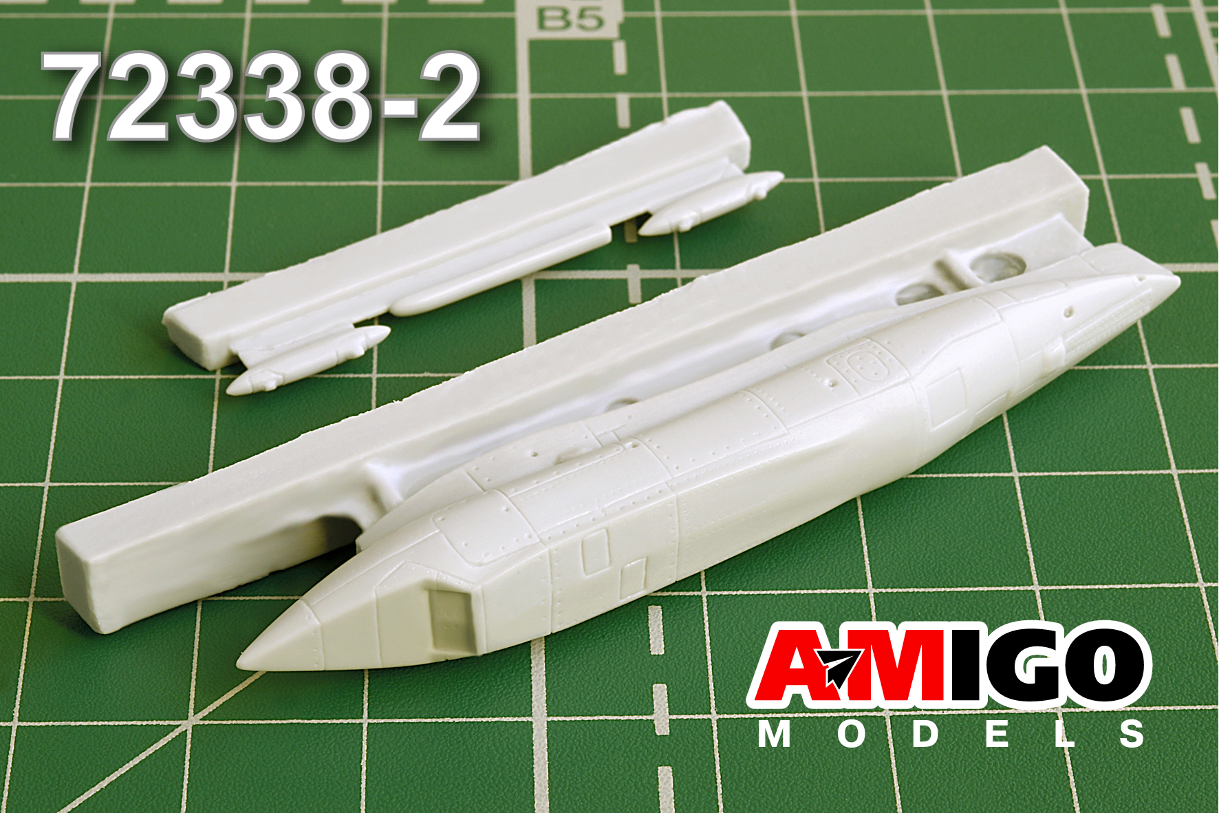 Additions (3D resin printing) 1/72 MiG-21R reconnaissance container type "D" (Amigo Models) 