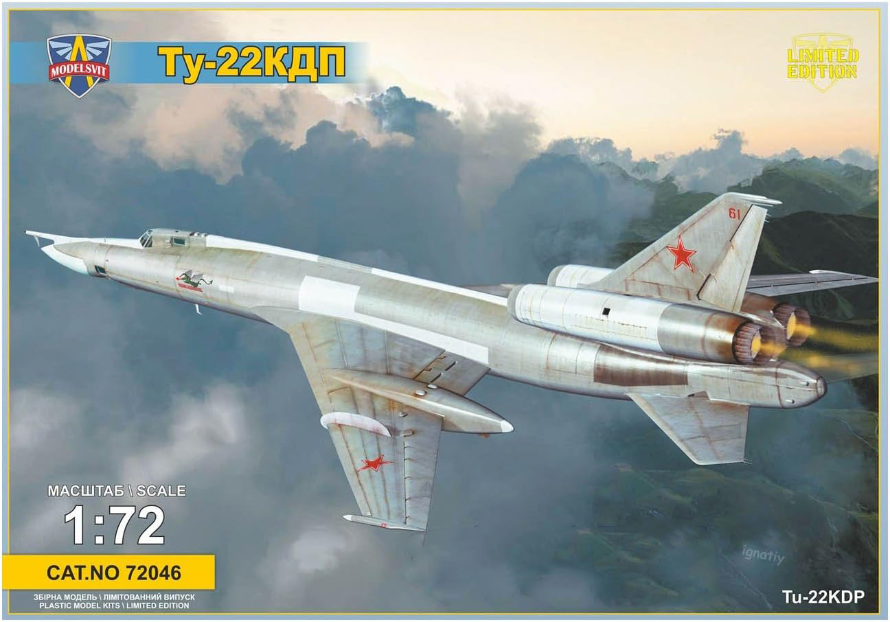 Model kit 1/72          Tupolev Tu-22KDP Anti-radar missile carrier ( with Kh-22 missile  and missile trolley)  (Modelsvit) 