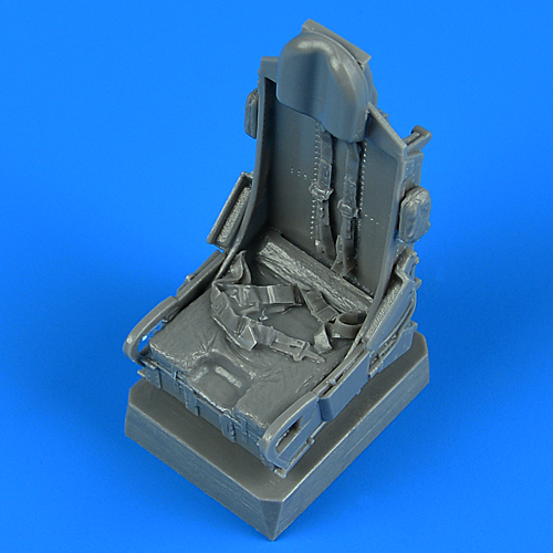 Additions (3D resin printing) 1/32 North-American F-100D Super Sabre ejection seat with safety belts (designed to be used with Trumpeter kits)