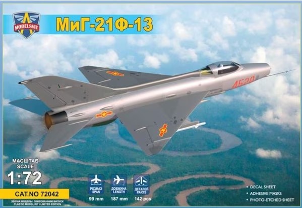 Model kit 1/72 Mikoyan MiG-21F-13 supersonic jet fighter  (Modelsvit) 