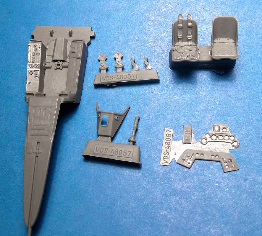 Additions (3D resin printing) 1/48 Fw 190A-5 Fw 190A-8 Cockpit Set (for Hasegawa) (Vector) 