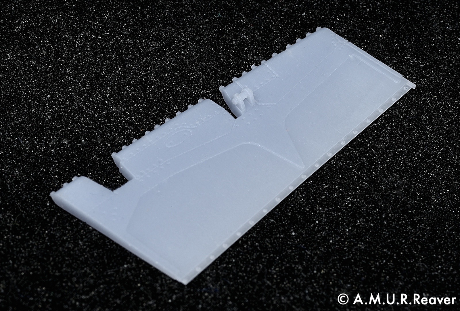 Additions (3D resin printing) 1/48 Early-type rudders for the MiG-29 9-12 (A.M.U.R.Reaver)