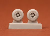 Additions (3D resin printing) 1/72 Curtiss P-40N wheels set (27" diamond tread) (designed to be used with Academy, Hasegawa, Hobby Boss and Matchbox kits)