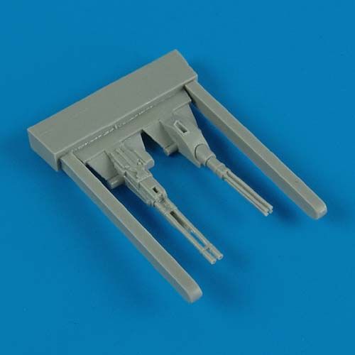 Additions (3D resin printing) 1/72 Mil Mi-24 Hind guns (designed to be used with Zvezda kits) 