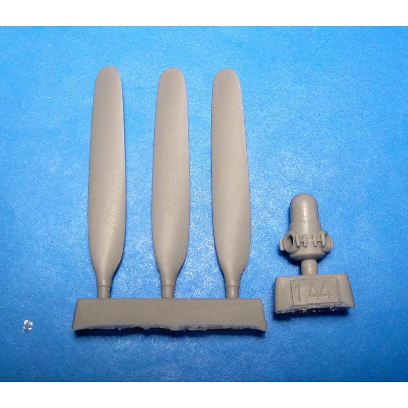 Additions (cast) 1/48 The propeller for F6F-3/5 Hellcat, F4U-1D Corsair, F7F Tigercat, TBF/TBM Avenger (Vector) 