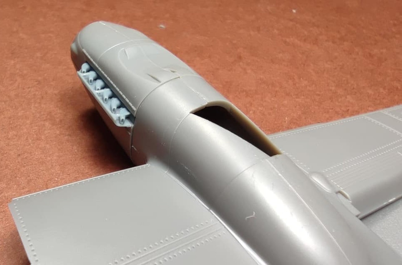 Additions (3D resin printing) 1/72 Messerschmitt Me-410A-1/U-2 & U4 exhausts (designed to be used with Airfix kits)