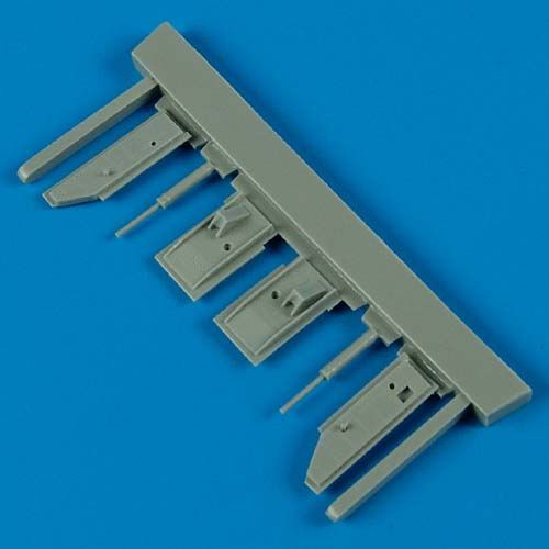 Additions (3D resin printing) 1/72 Grumman F9F-2 Panther undercarriage covers (designed to be used with Hobby Boss kits)