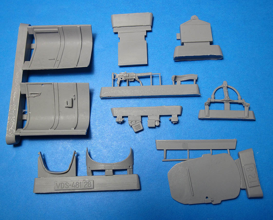 Additions (resin parts) 1/48 Il-2 field modified turret (Vector) 