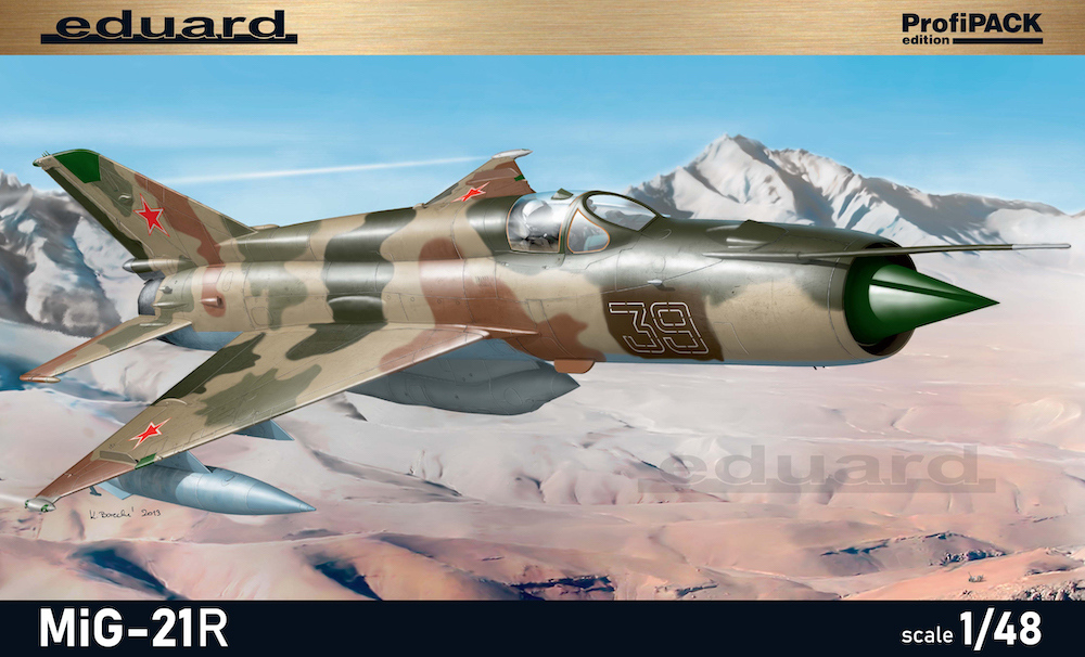 Model kit 1/48 Mikoyan MiG-21R ProfiPACK edition  (Eduard kits)