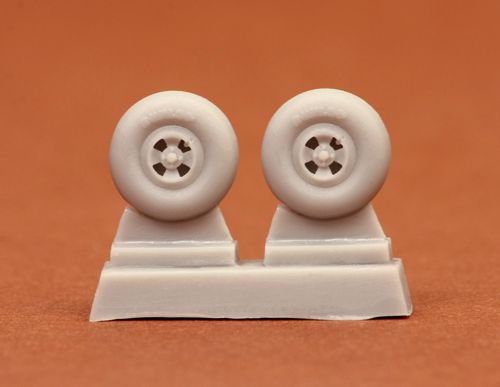 Additions (3D resin printing) 1/72 Hawker Hurricane Mk.I wheels (4-spoke) (designed to be used with Airfix kits)