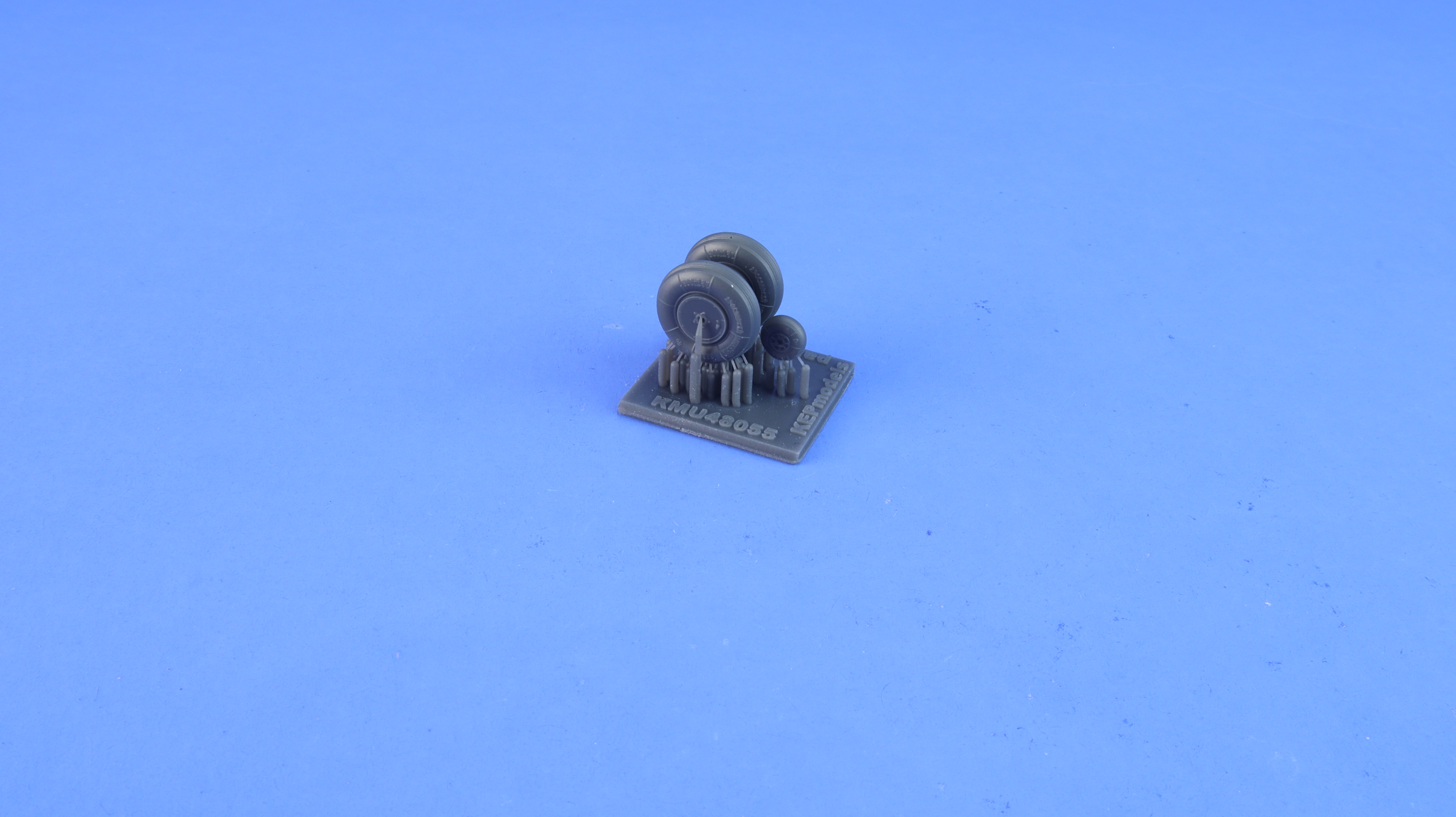 Additions (3D resin printing) 1/48 Yak-1 wheels early under load (KepModels) 