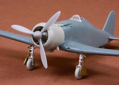 Additions (3D resin printing) 1/72 Fiat G.50 Propeller set (designed to be used with Fly kits) [Fiat G.50bis/AS]