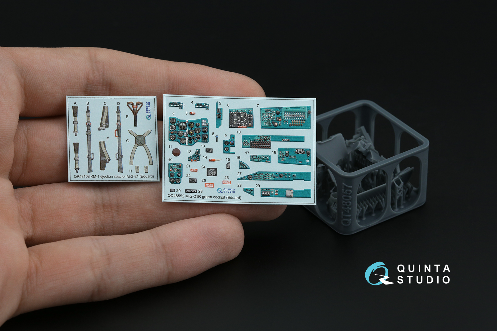 MiG-21R (green cockpit panels) 3D-Printed & coloured Interior on decal paper (Eduard) (with 3D-printed resin parts)