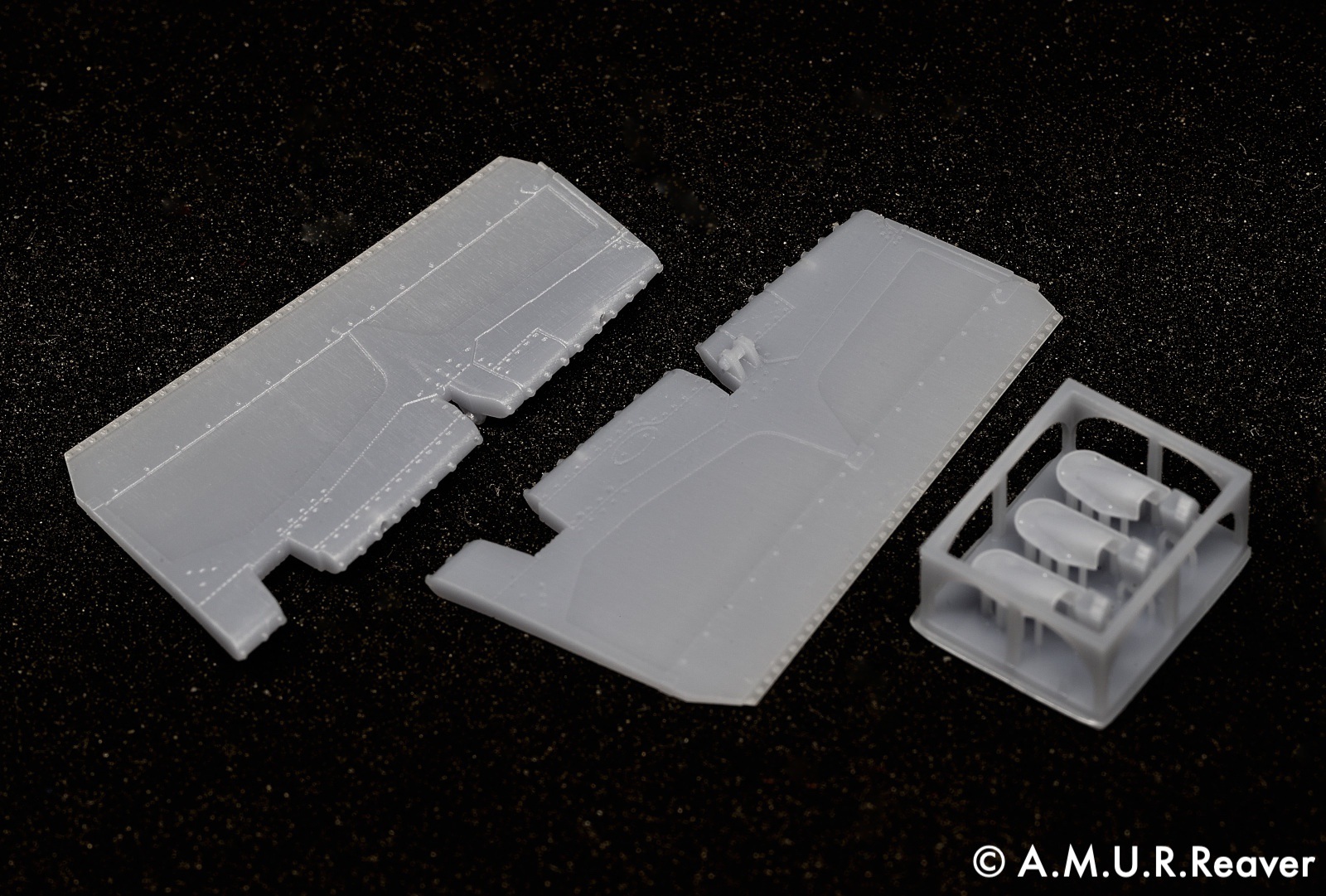 Additions (3D resin printing) 1/48 Late-type rudders for the MiG-29 9-12 (A.M.U.R.Reaver)