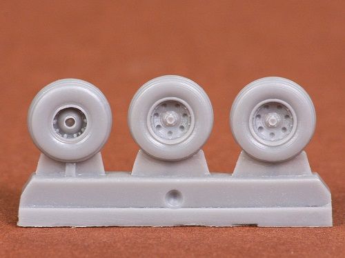 Additions (3D resin printing) 1/72 Harrier GR.7/GR.9 wheel set (AIRFIX)