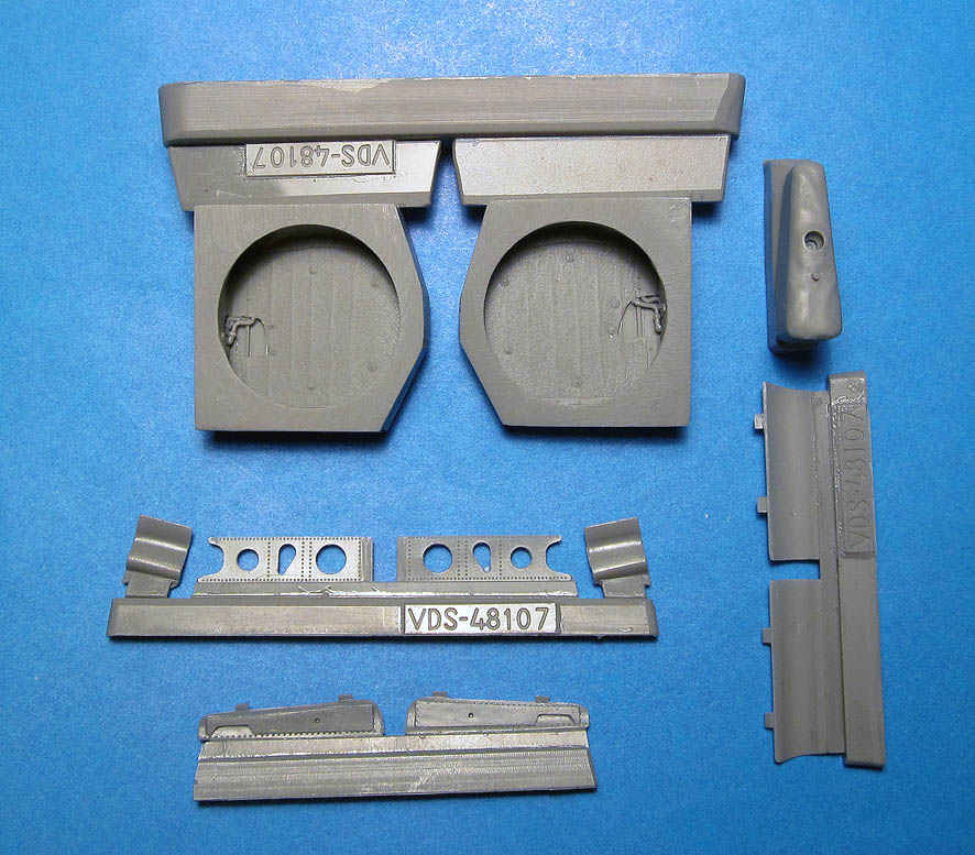 Additions (3D resin printing) 1/48 P-40E/N Wheel Wells (for HASEGAWA) (Vector) 