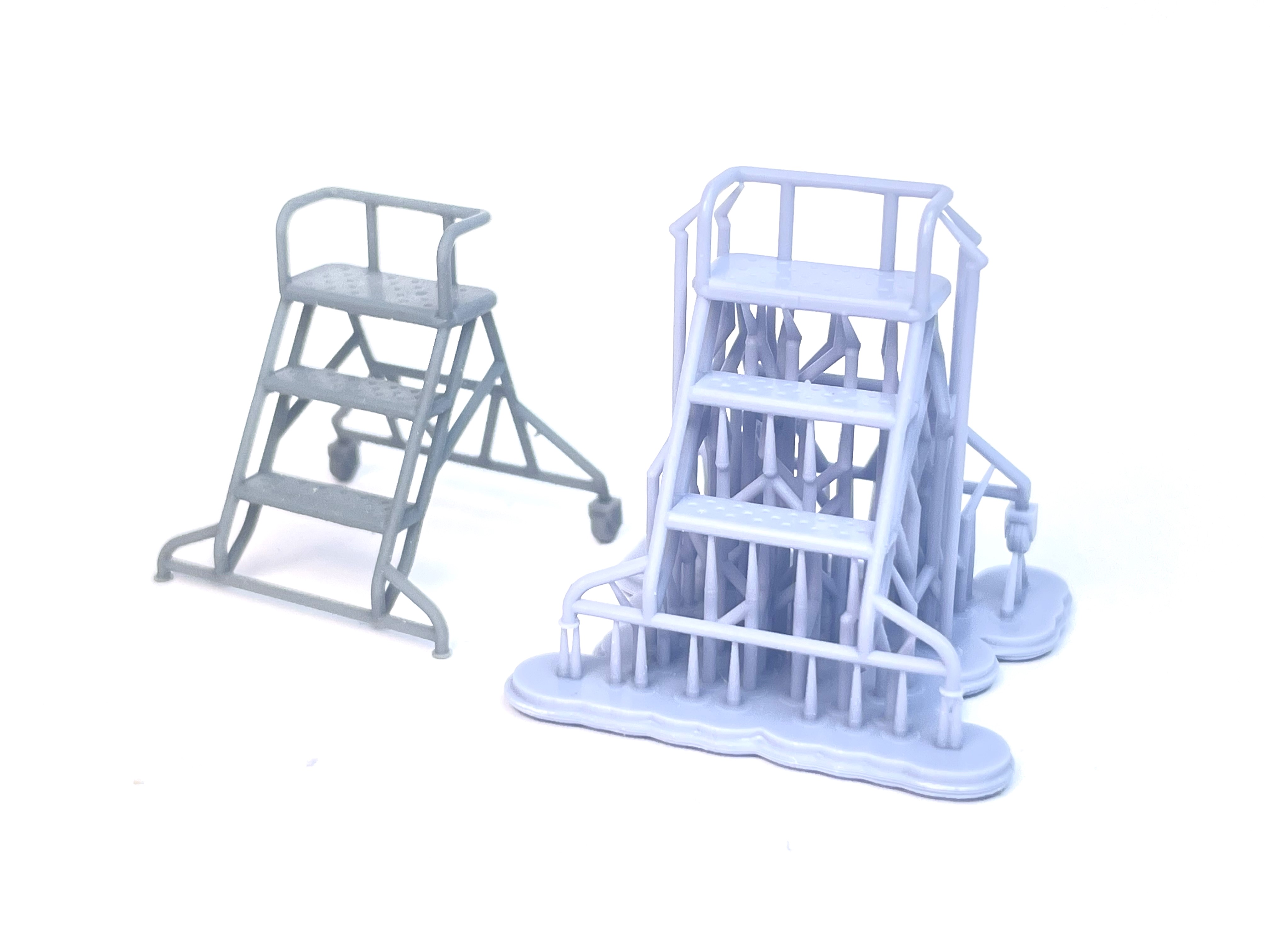 Additions (3D resin printing) 1/48 Universal stepladder 3 steps (Mazhor Models)
