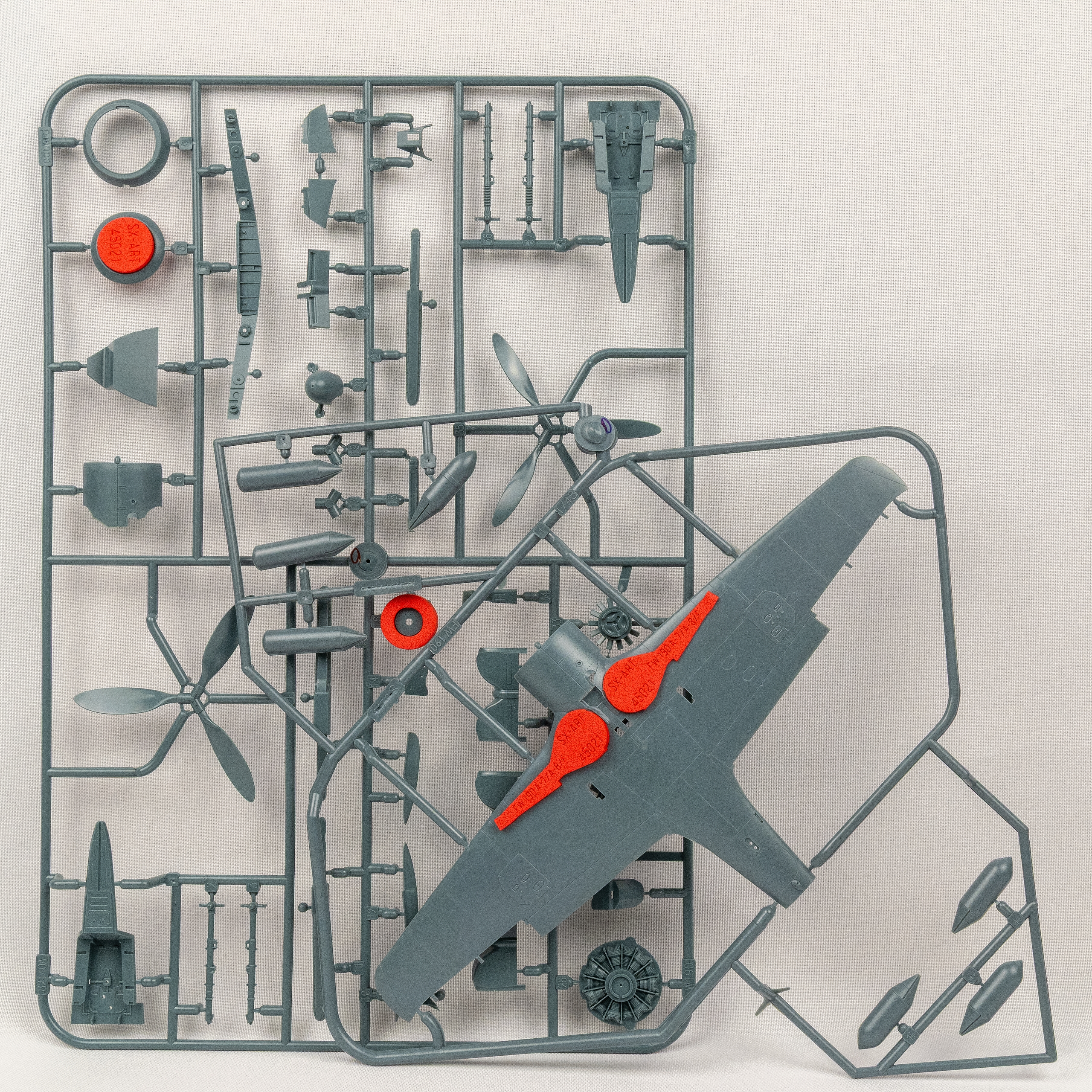 Niche plugs 1/48 for Fw 190 A-7/A-8/F (Eduard)