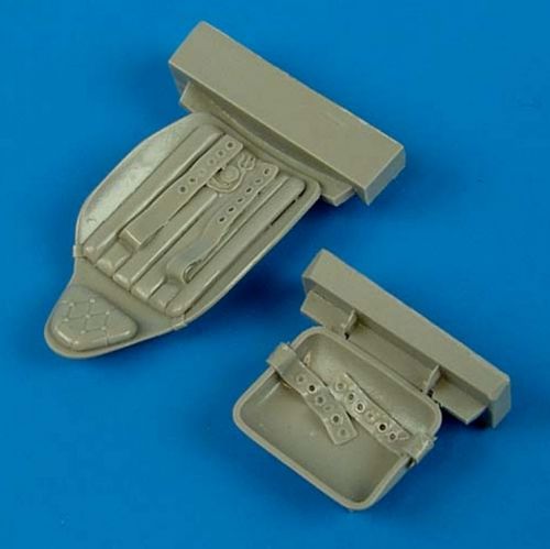 Additions (3D resin printing) 1/32 Mikoyan MiG-3 seat with safety belts (designed to be used with Trumpeter kits)