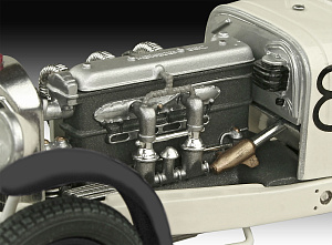 Model kit 1/32 Mercedes-Benz SSKL (Revell)