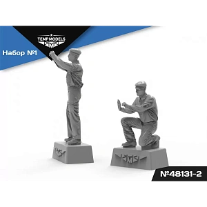 Figures (resin) 1/48 Russian Aerospace Forces Technicians. SET No. 1-2 (Temp Models)