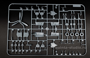 Model kit 1/48 Curtiss P-40E Warhawk (The ProfiPACK edition kit) (Eduard kits)