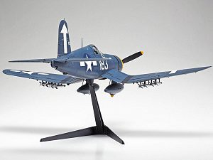 Model kit 1/32 Vought F4U-1D Corsair (Tamiya)