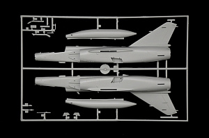 Model kit 1/48 Dassault Mirage F.1 (Italeri)