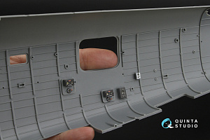 B-24D/B-24J Liberator,  Nose, central and rear compartments 3D-Printed & coloured Interior on decal paper (Hobby Boss)