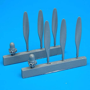 Additions (3D resin printing) 1/72 North-American B-25H Mitchell propeller x 2