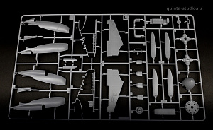 Model kit 1/24 Supermarine Spitfire Mk.IXc - Flying Dray (Airfix)