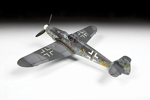 Model kit 1/48 Messerschmitt Bf-109G-6  (Zvezda)