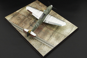 Exhibition stand fragment of a WWII airfield (ScaleStand)