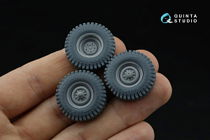 UAZ-469 Off-Road Tyre set (Zvezda)