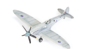 Model kit 1/72 Supermarine Spitfire Pr Mk.XIX (Airfix)