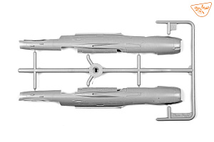 Model kit 1/72 Mikoyan MiG-19P (Clear Prop)