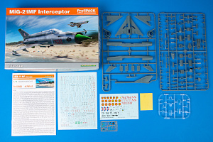 Model kit 1/72 Mikoyan MiG-21MF interceptor Profipack edition (Eduard kits)