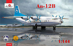 Model kit 1/48 Antonov An-12B International Cargo Transporter (A-Model) (damaged package)