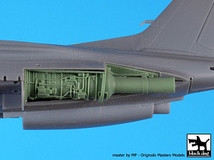 Additions (3D resin printing) 1/72 J.A.S.D.F T-4 Trainer engine+electronic (designed to be used with Hobby Boss kits) 