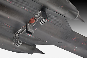 Model kit 1/48 Сборная модель 1/48 Lockheed SR-71B Blackbird (Revell)