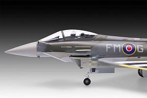 Model kit 1/48 Eurofighter Typhoon FGR.4 (Revell)