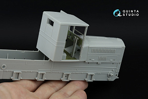 Komintern Artillery Tractor 3D-Printed & coloured Interior on decal paper (Trumpeter) (Small version)