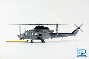 Model kit 1/72 UH-1Y Venom (Dream Model) 